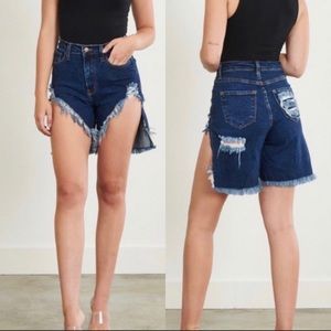 Bermuda high waisted distressed shorts